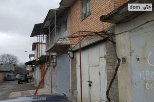 Продається бокс в гаражному комплексі під бус на 24 кв. м