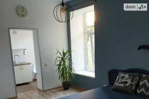 Сдается в аренду дом на 3 этажа 250 кв. м с верандой
