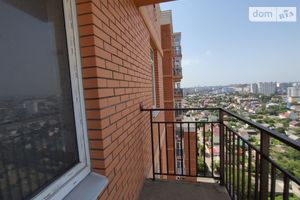 Продається 3-кімнатна квартира 72 кв. м у Одесі