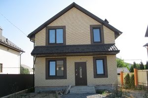 Продается дом на 2 этажа 110 кв. м с подвалом
