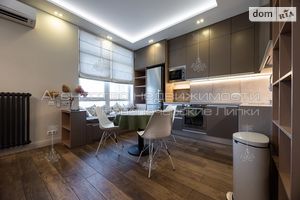 Сдается в аренду 1-комнатная квартира 55 кв. м в Киеве