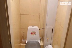Продается 3-комнатная квартира 72 кв. м в Черновцах