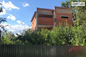 Продается помещения свободного назначения 220 кв. м в 3-этажном здании