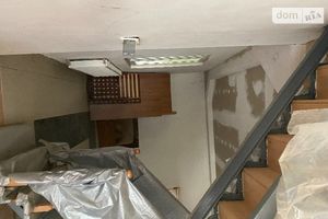 Продается дом на 2 этажа 180 кв. м с садом