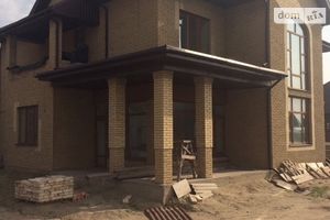 Продается дом на 2 этажа 251 кв. м с садом