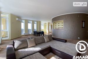 Продается 3-комнатная квартира 182 кв. м в Запорожье