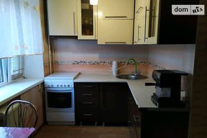Продается 2-комнатная квартира 39 кв. м в Житомире