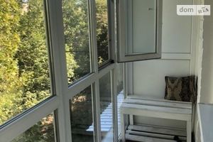 Продается 2-комнатная квартира 54 кв. м в Херсоне