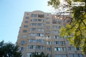 Продается 4-комнатная квартира 146 кв. м в Одессе