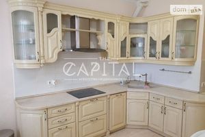 Сдается в аренду 4-комнатная квартира 187 кв. м в Киеве