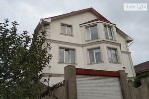Продається будинок 2 поверховий 390.9 кв. м з подвалом
