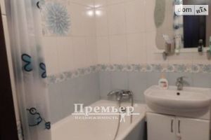 Продається будинок 2 поверховий 210 кв. м з гаражем