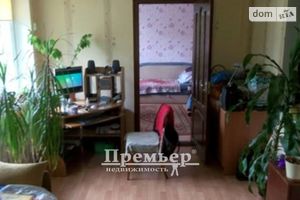 Продається 4-кімнатна квартира 76 кв. м у Одесі