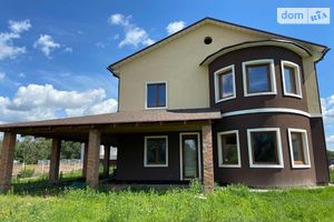 Продается дом на 2 этажа 200 кв. м с бассейном