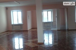 Здається в оренду готовий бізнес у сфері торгівля площею 200 кв. м