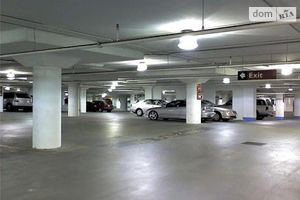 Продается подземный паркинг под легковое авто на 18 кв. м