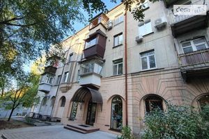 Продається 2-кімнатна квартира 50 кв. м у Дніпрі