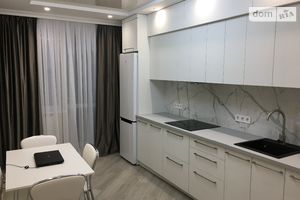 Сдается в аренду 1-комнатная квартира 44 кв. м в Харькове
