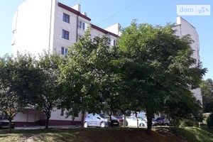 Продается 3-комнатная квартира 78 кв. м в Тернополе