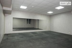 Продається об'єкт сфери послуг 200 кв. м в 14-поверховій будівлі