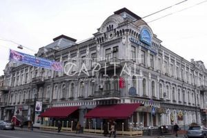 Продается кафе, бар, ресторан 600 кв. м в 3-этажном здании