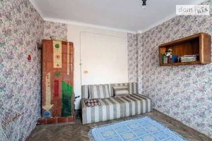 Продается 3-комнатная квартира 50.7 кв. м в Львове