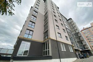 Продается 2-комнатная квартира 69 кв. м в Ивано-Франковске