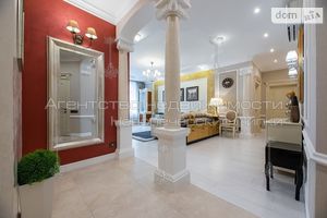 Сдается в аренду 3-комнатная квартира 120 кв. м в Киеве