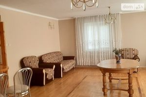 Продается дом на 2 этажа 220 кв. м с гаражом