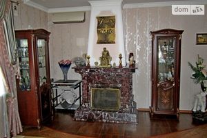 Продается дом на 2 этажа 185 кв. м с гаражом