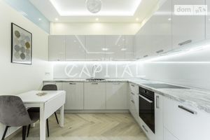 Сдается в аренду 3-комнатная квартира 80 кв. м в Киеве
