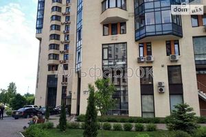 Продается 4-комнатная квартира 133 кв. м в Киеве