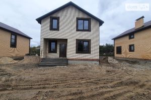 Продается дом на 2 этажа 130 кв. м с террасой