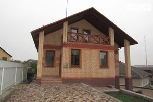 Продается дом на 2 этажа 210 кв. м с камином