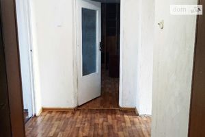 Продается 4-комнатная квартира 80.4 кв. м в Павлограде