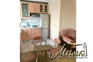 Продается 2-комнатная квартира 43 кв. м в Запорожье