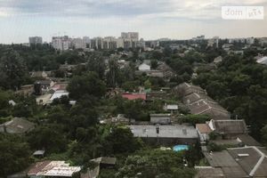Продается 4-комнатная квартира 140 кв. м в Одессе