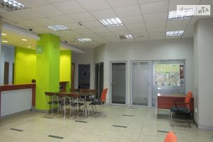 Здається в оренду об'єкт сфери послуг 145 кв. м в 9-поверховій будівлі