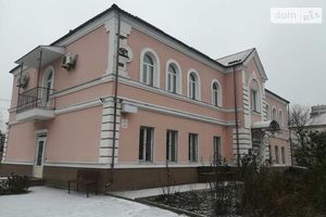 Продається офіс 424 кв. м в торгово-офісному центрі