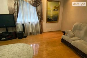 Продается часть дома 250 кв. м с мансардой