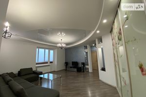 Продається 3-кімнатна квартира 100 кв. м у Хмельницькому
