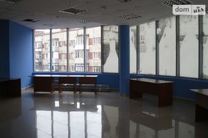 Здається в оренду приміщення вільного призначення 130 кв. м в 4-поверховій будівлі