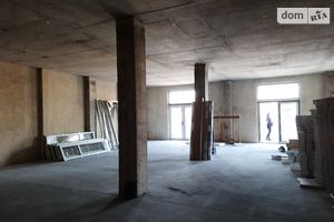 Продається торгово-офісний центр 256 кв. м в 10-поверховій будівлі