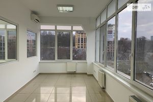 Сдается в аренду офис 237.24 кв. м в бизнес-центре