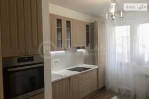 Продается 1-комнатная квартира 44 кв. м в Киеве