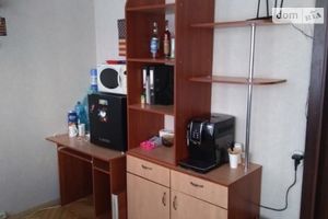 Сдается в аренду офис 30 кв. м в торгово-офисном центре