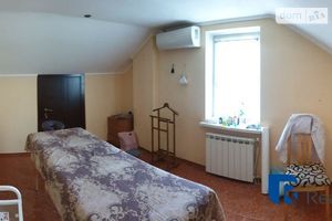 Здається в оренду приміщення вільного призначення 10 кв. м в 4-поверховій будівлі