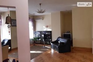 Продається 5-кімнатна квартира 200 кв. м у Дніпрі