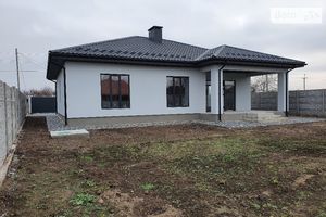 Продается одноэтажный дом 140 кв. м с верандой