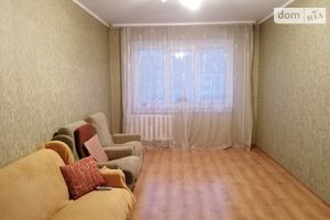 Продається 3-кімнатна квартира 66 кв. м у Рівному